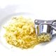 thumbnail image 2 of Prensa de ajo profesional, herramienta de trituración para semillas de ajos, trituradora de ajo con mango ergonómico 5 en 1, prensa de ajo trituradora M Feliz Sencillez, 2 of 5