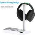 thumbnail image 3 of Soporte vertical con ventilador para mandos de videojuegos, base de carga, batería de 1400 mAh y funda para Xbox Series S, 3 of 7