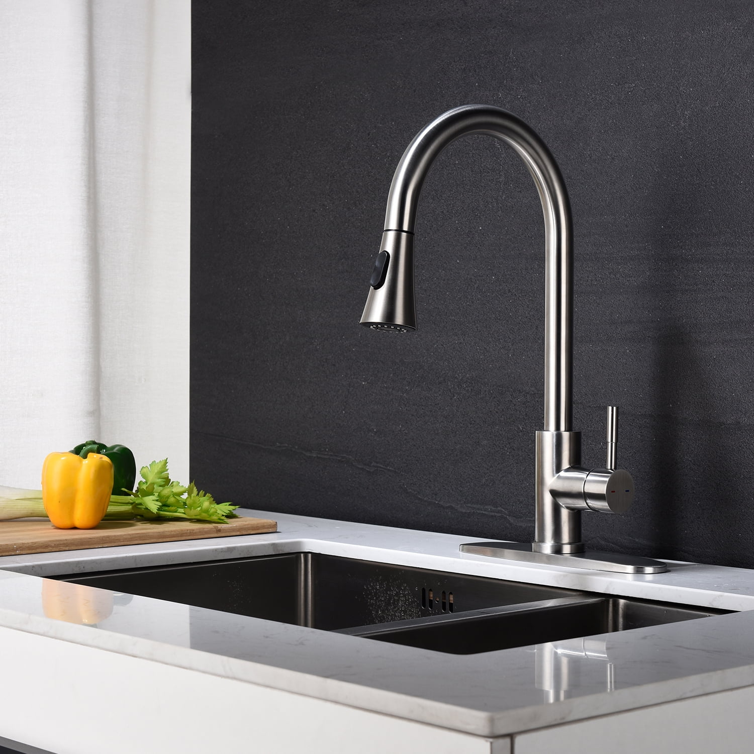 Izzovium Kitchen Faucet with Pull Out Sprayer, 20.5in High Arc Stainless Steel Faucet, 360° Swivel Spout, Brushed Nickel Finish, Single Handle for Easy Temperature Control