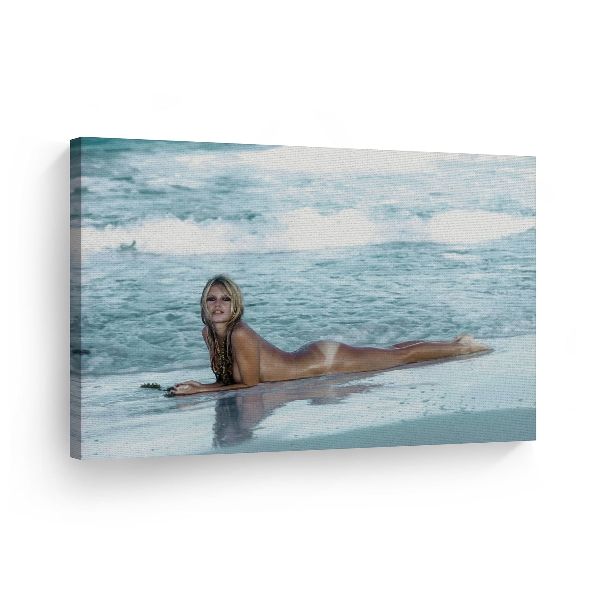 Bare breasts on french beaches