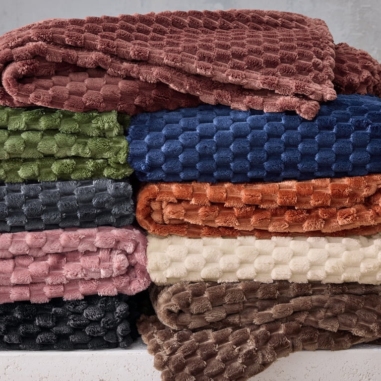 Better Homes & Gardens Textured Velvet Plush Throw Blanket photo 6