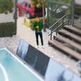 thumbnail image 3 of Mini 1:64 Diorama de personaje pintado Figura deportiva Muñeca Carretera Edificio Escenario beber hombre verde, 3 of 7