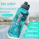 thumbnail image 1 of Botella de agua de plástico de gran capacidad para hombre, portátil, para deportes al aire libre, fitness, gran espacio, 2000 ml, 1 of 5