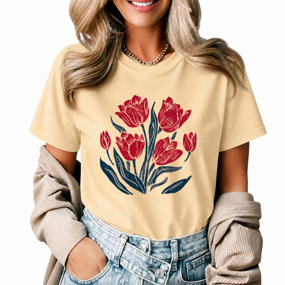 Giffimy Women's Vintage Distressed Red Tulip Bouquet Floral Graphic Short Sleeve T-shirt Loose Fit Casual Everyday Tee
