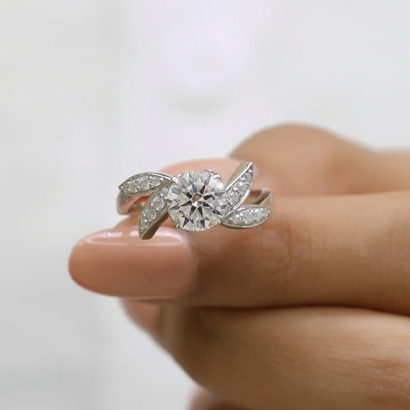 JEWELEGANT 3 Ct Round Brilliant Cut Moissanite Ring, Nature Inspired Wedding Proposal Ring for Women