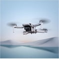 thumbnail image 4 of DJI Flip, dron con cámara 4K UHD para adultos, ‌< 249 g, estabilización en 3 ejes, transmisión de vídeo a 13 km, despegue desde la palma, retorno automático, tiempo máx. vuelo de 31 min, 4 of 7