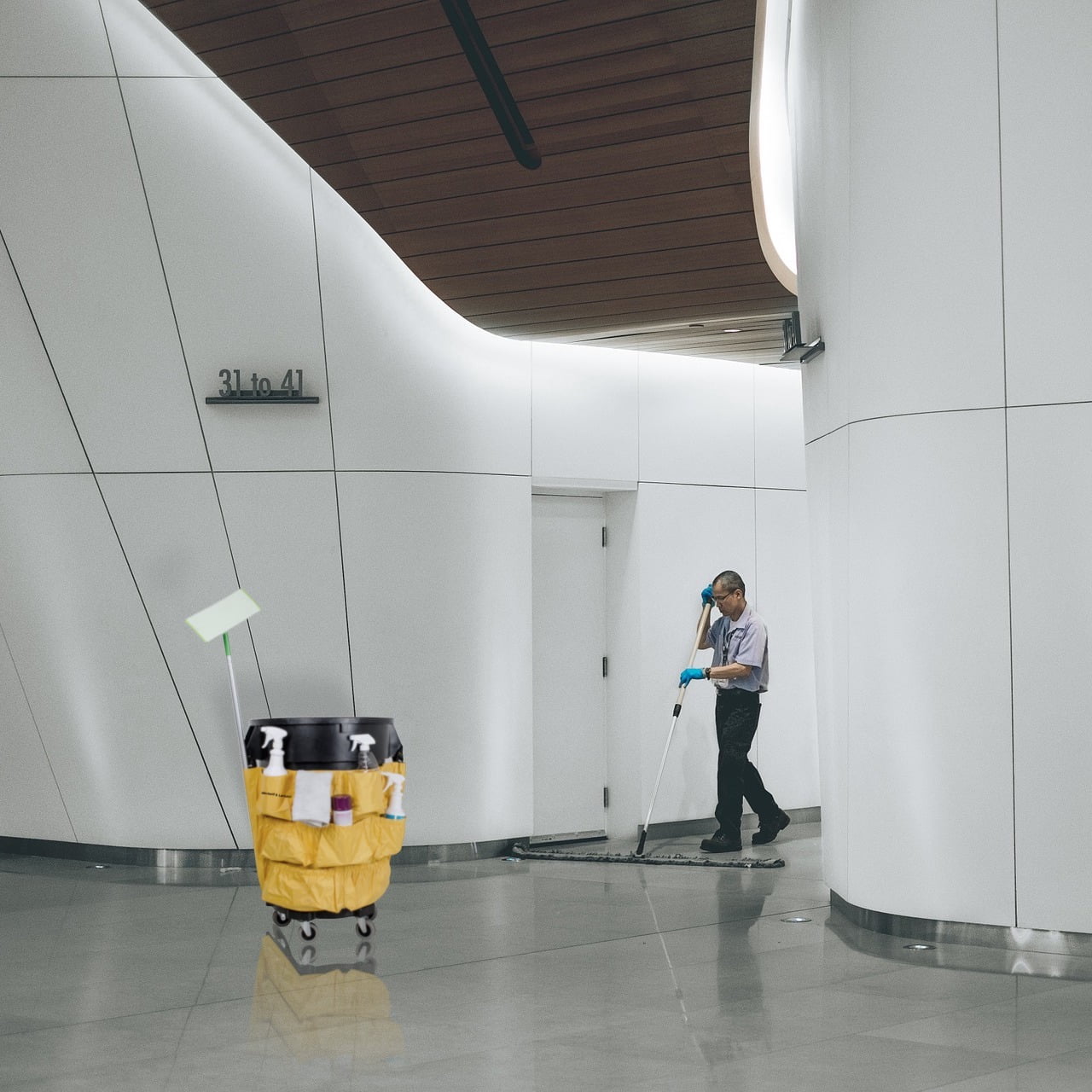 Merhoff & Larkin Yellow Trash Caddy Bag for Garbage Bins 32-50 Gallon Heavy Duty Vinyl Construction