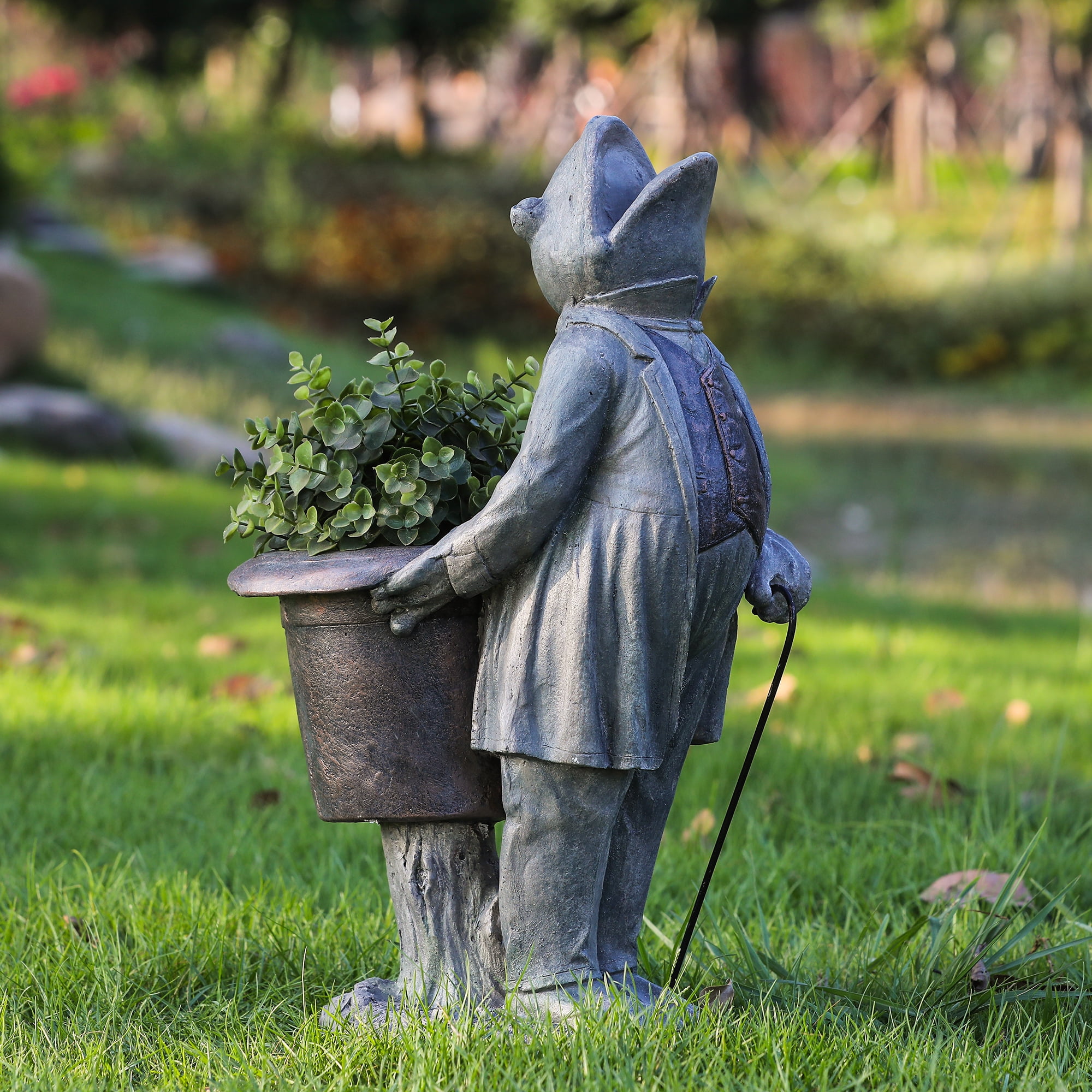 standing frog statue