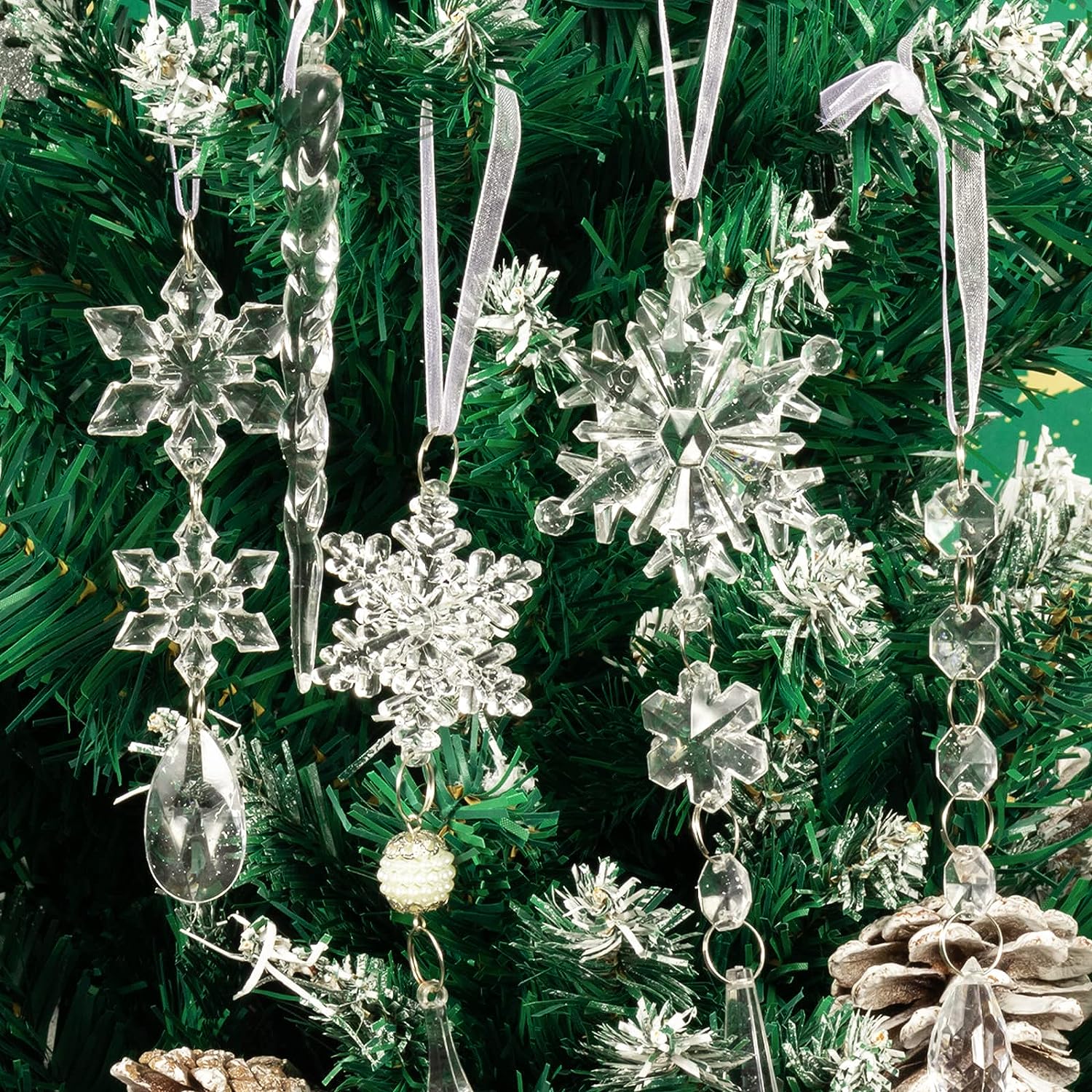 OuMuaMua 18-Piece Crystal Acrylic Snowflake Ornaments photo 5