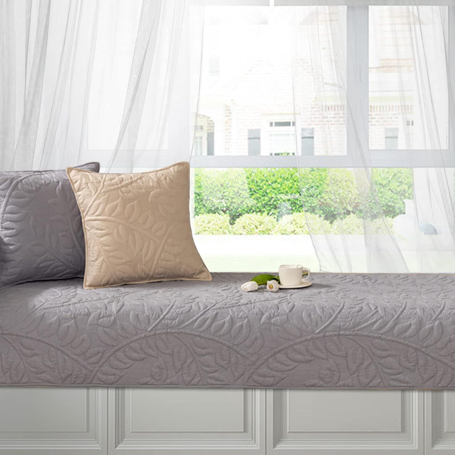 QIUYI Cotton Non-Slip Bay Window Cushion Leaf Decorative Window Seat Cushions Indoor Soft Comfort Bench Cushion Sofa Mat for Leaves Room Decor Bedroom Living Room Reading Nook (Beige)