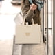 thumbnail image 4 of unbranded Bolsa Reutilizable Beige De Fieltro Para Almacenaje Con Manijas Firme Y Gran Capacidad, 4 of 6