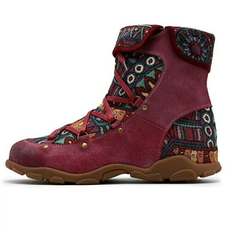 Red short booties 2025