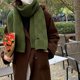 thumbnail image 4 of Bufanda retro verde blanca para mujer, suave, de color sólido, cálida, de lana, para invierno, 4 of 6