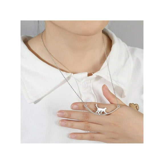 Cat Necklace for Women Walking Cat Necklace Animal Necklaces for Cat Lovers Cute Clavicle Necklace Cat Accessories Jewelry
