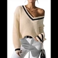 thumbnail image 2 of Suéter Holgado de Punto A Rayas de Larga para Mujer, Estilo Preppy, para Otoño e Invierno, con Cuello en V Albaricoque L, 2 of 8