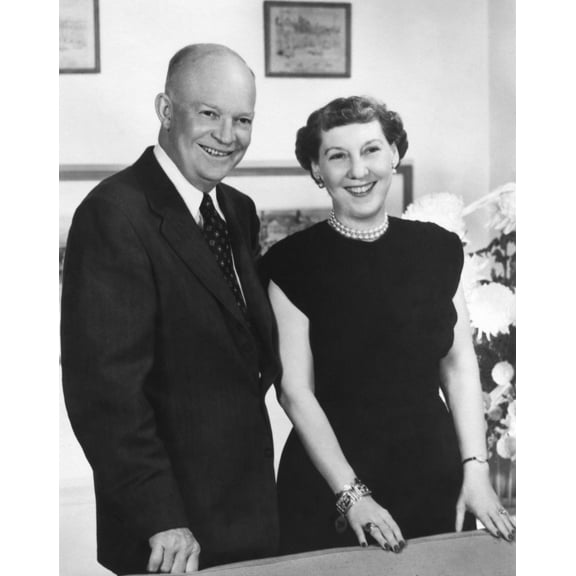 President Dwight Eisenhower And Wife Mamie History (24 x 36)