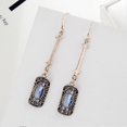 thumbnail image 4 of 1 par de pendientes colgantes brillantes con forma de piercing, regalo con dije de circonita cúbica, pendientes largos colgantes, joyería de fiesta, azul, 4 of 5