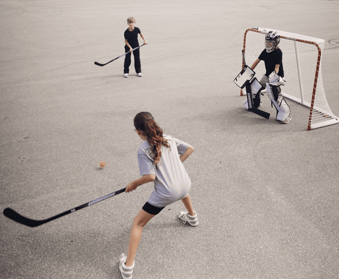 Warrior Street Hockey Player Stick - Wood - 50" Youth - Straight Blade 317g - Unisex