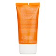 thumbnail image 3 of Protector solar Clarins de muy alta protección, 150 ml, para jóvenes, 3 of 3