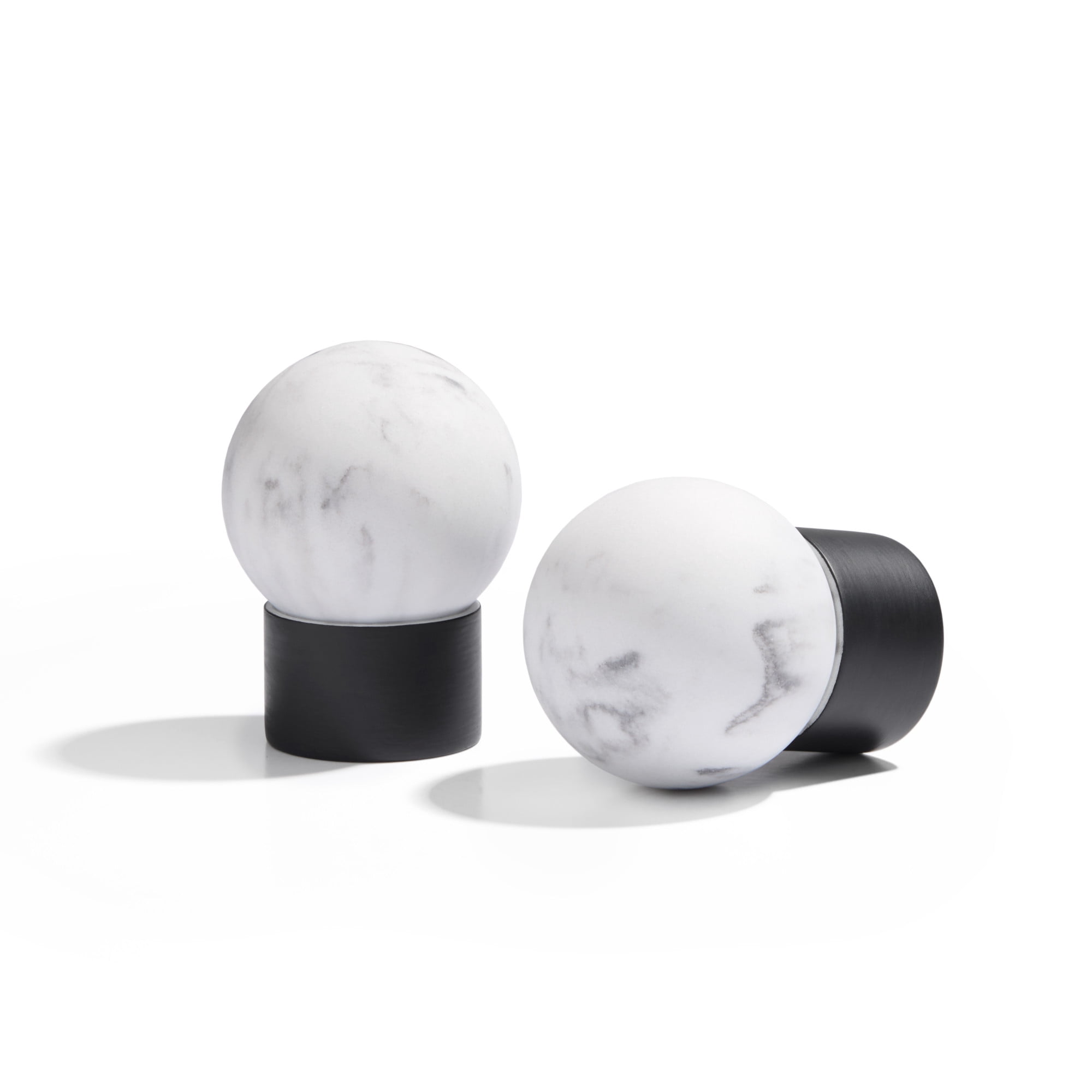 TOWN & COUNTRY LUXE Marbled Sphere Single Indoor Curtain Rod and Finial Set, Natural Marble Stone Look, Easy Install Wall Mount, Matte Black, Adjustable 66”-120”