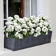 thumbnail image 3 of Flores artificiales de geranio HyeFlora, 6 ramos, blancas, resistentes a los rayos UV, 3 of 9