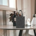 thumbnail image 1 of unbranded Bolsa Portátil De Vino En Fieltro Para Con, 1 of 6