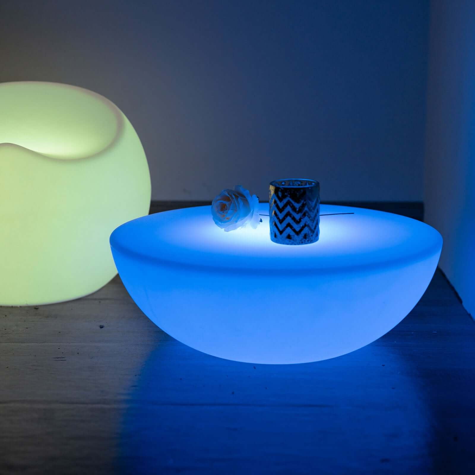 Efavormart 23.5" Cordless LED Rechargeable Round Table, Light Up Furniture - Color Changing, Waterproof with Accessory Bag
