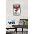 thumbnail image 2 of NHL Chicago Blackhawks - Jonathan Toews 17 Wall Poster, 14.725" x 22.375", Framed, 2 of 5