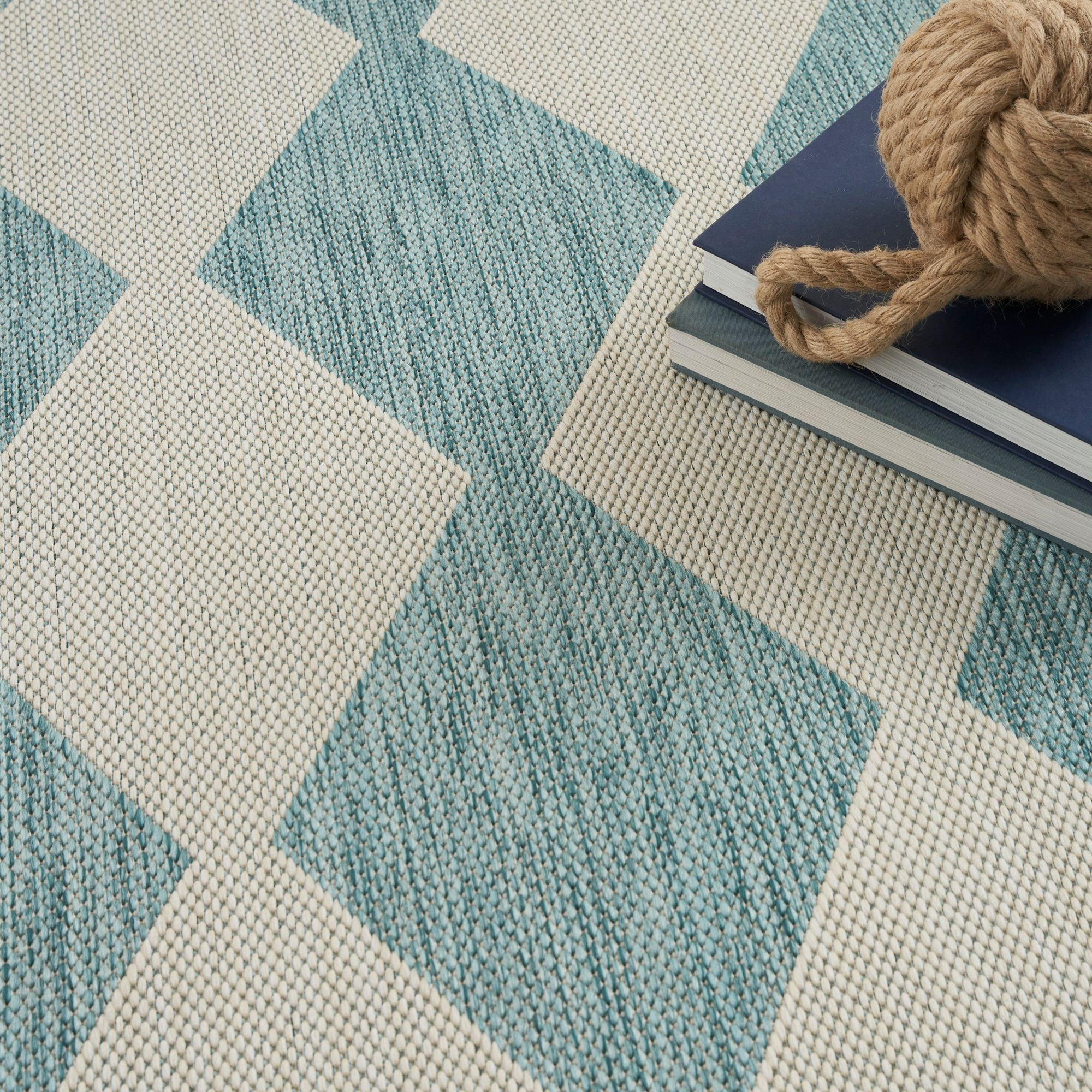Nourison Positano 8' x Round Aqua Diamond Modern Flatweave Indoor/Outdoor Rug