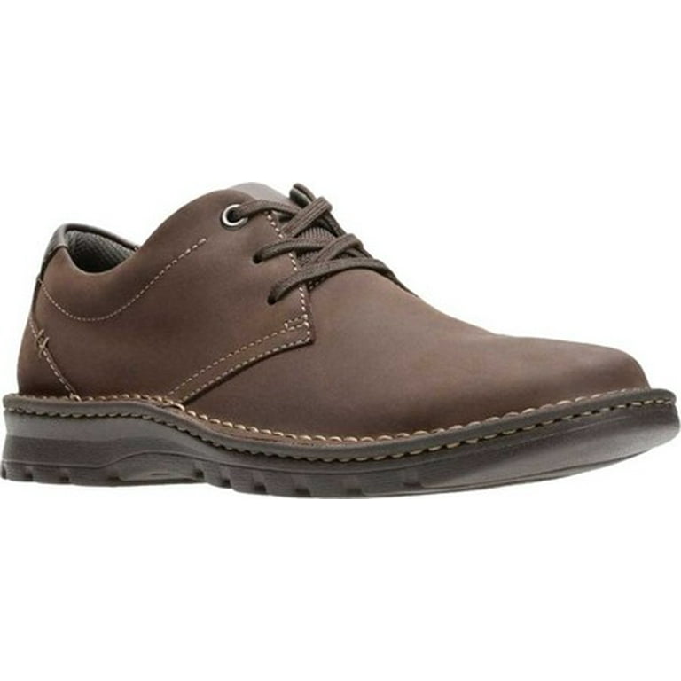 Clarks vanek store plain brown