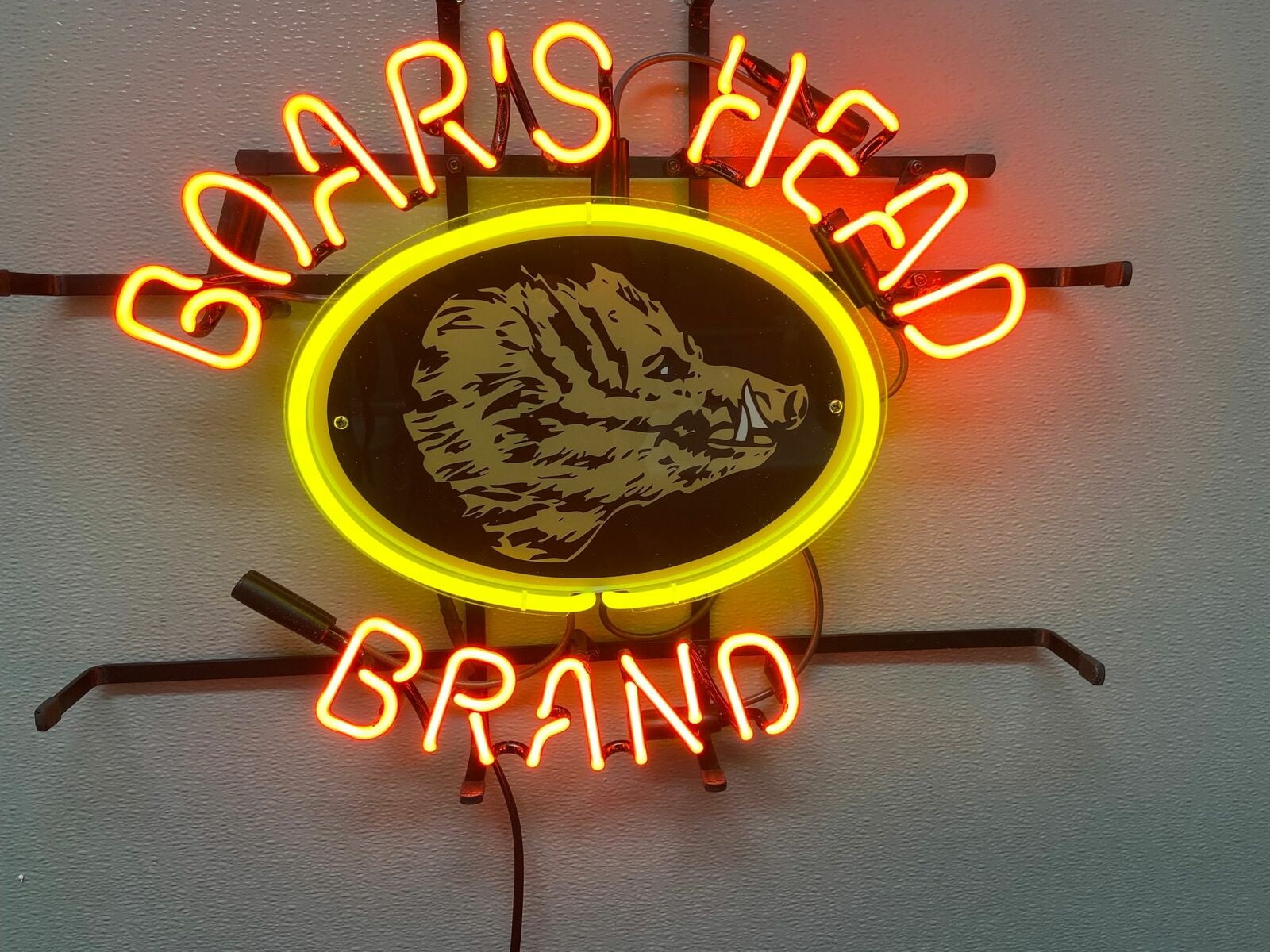 Queen Sense 20"x16" Boar's Head Neon Sign Man Cave Handmade Neon Light