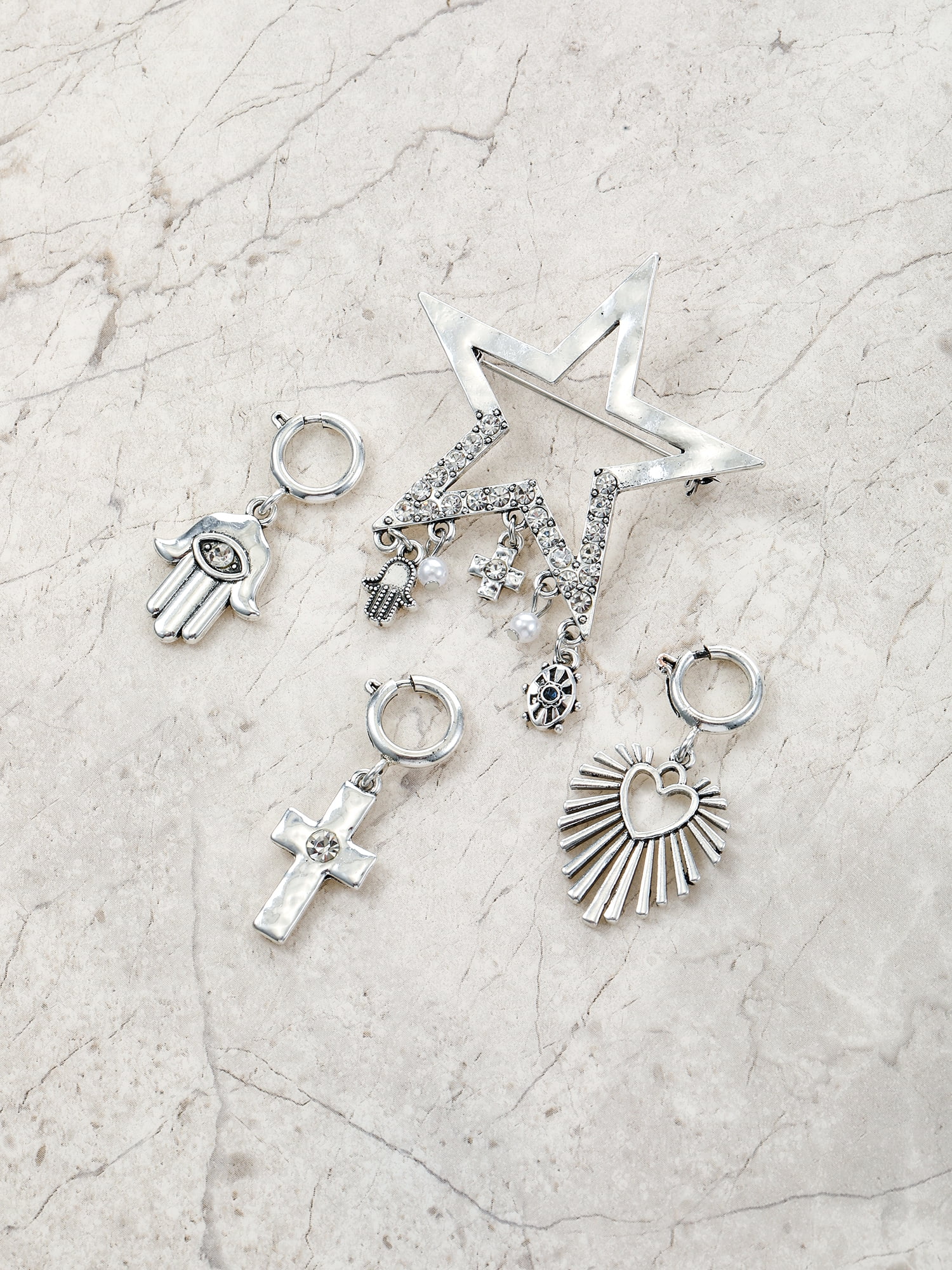 No Boundaries Silvertone Heart Pin and Charm Set, 4 Pieces