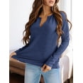 thumbnail image 4 of Camiseta PRETTYGARDEN Cuello en V Manga Larga Tela Waffle Azul Marino M, 4 of 5