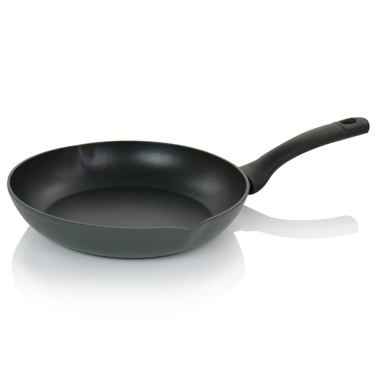 Oster Kingsway 8 inch Aluminum Nonstick Frying Pan in Black