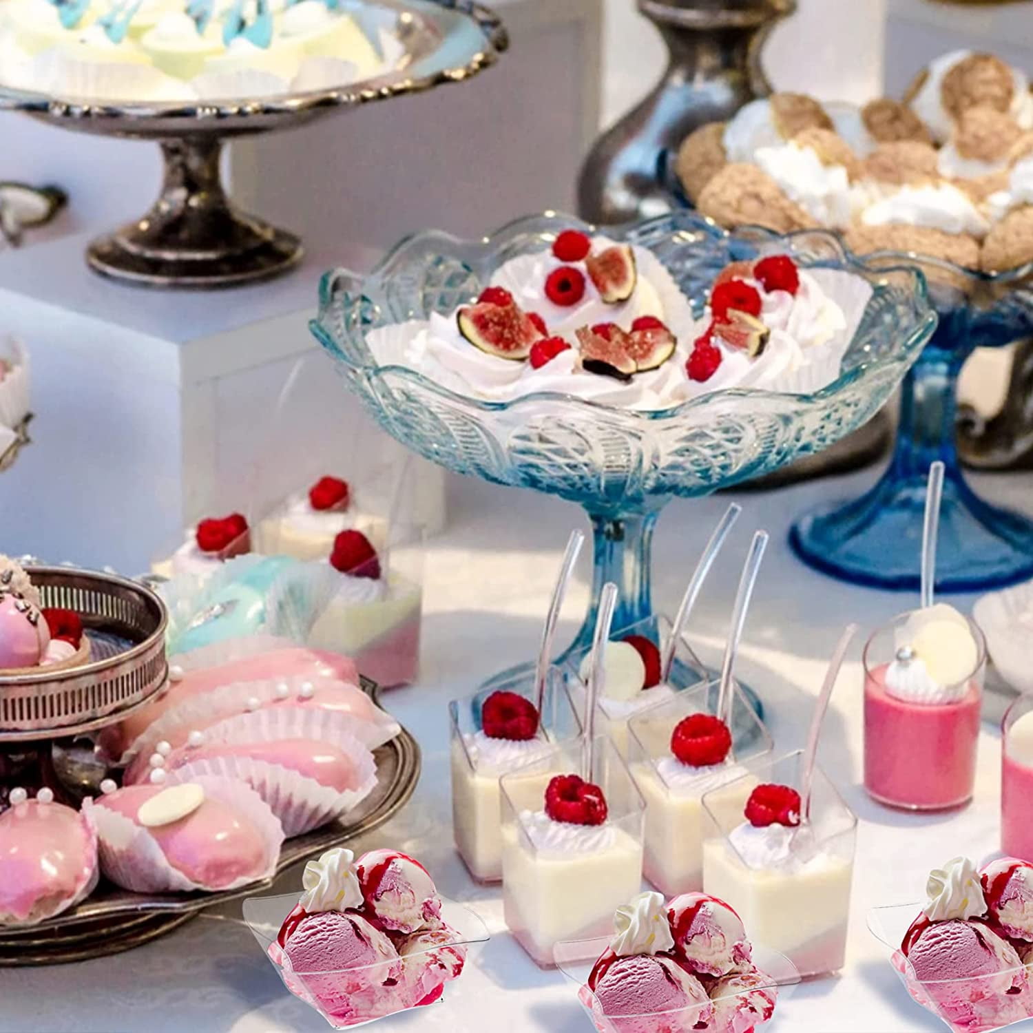50ct 5 oz Small Plastic Dessert Cups with Spoons, Clear Appetizer Cups for Parties Mini Serving Bowls, Hors D'oeuvres Plates