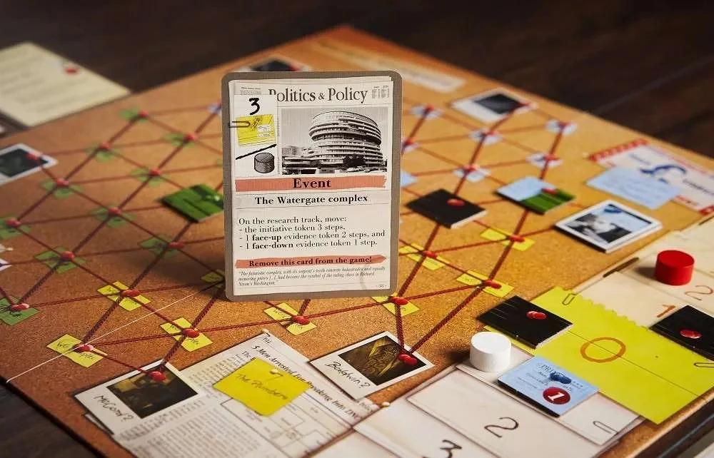 Capstone Games Watergate Strategy Board Game, 2 Players, 30-60 Min Playtime, Ages 12+, Historical Tabletop, 1 Pack