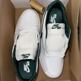thumbnail image 2 of Air Jordan 1 Bas Blanc Vert pour Hommes, 2 of 4