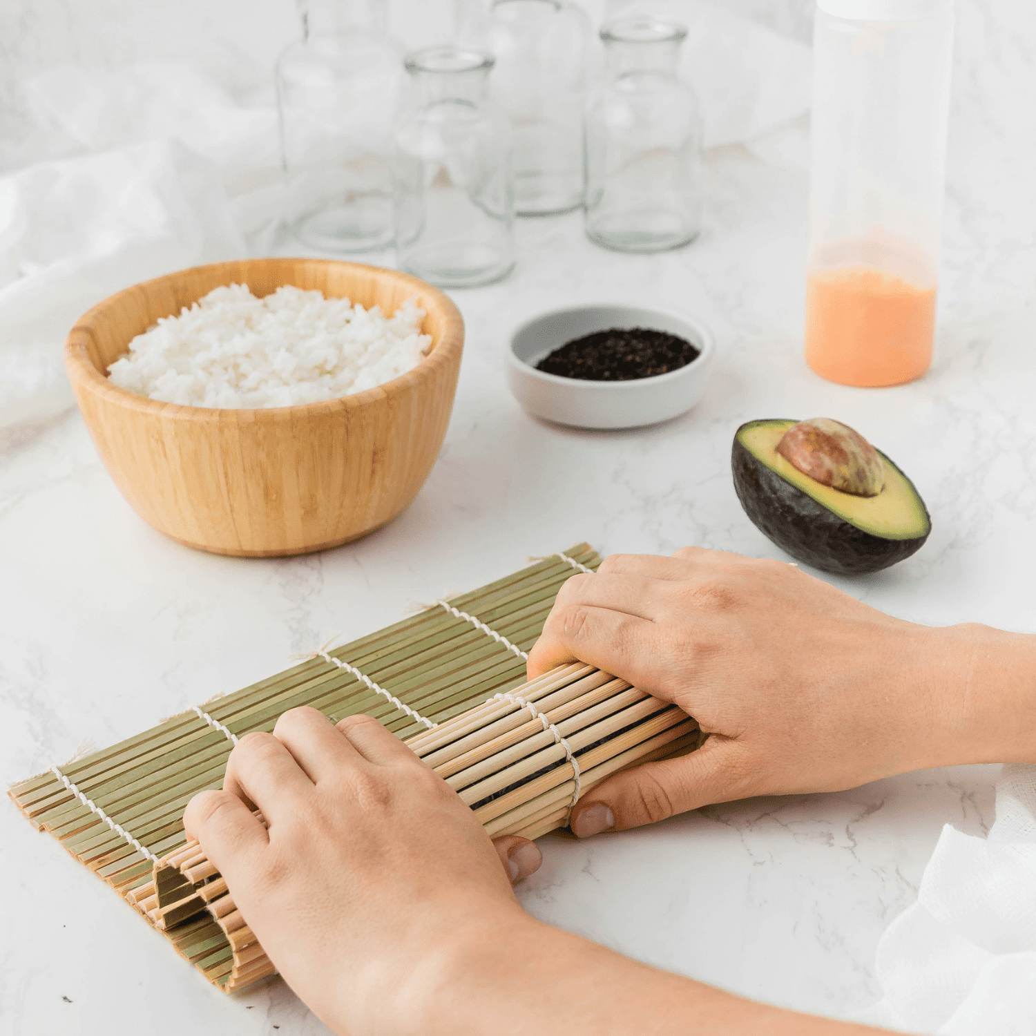 Hot Maki California Kimbap Roll, 8 Ounces, Frozen (Seafood in Tray)