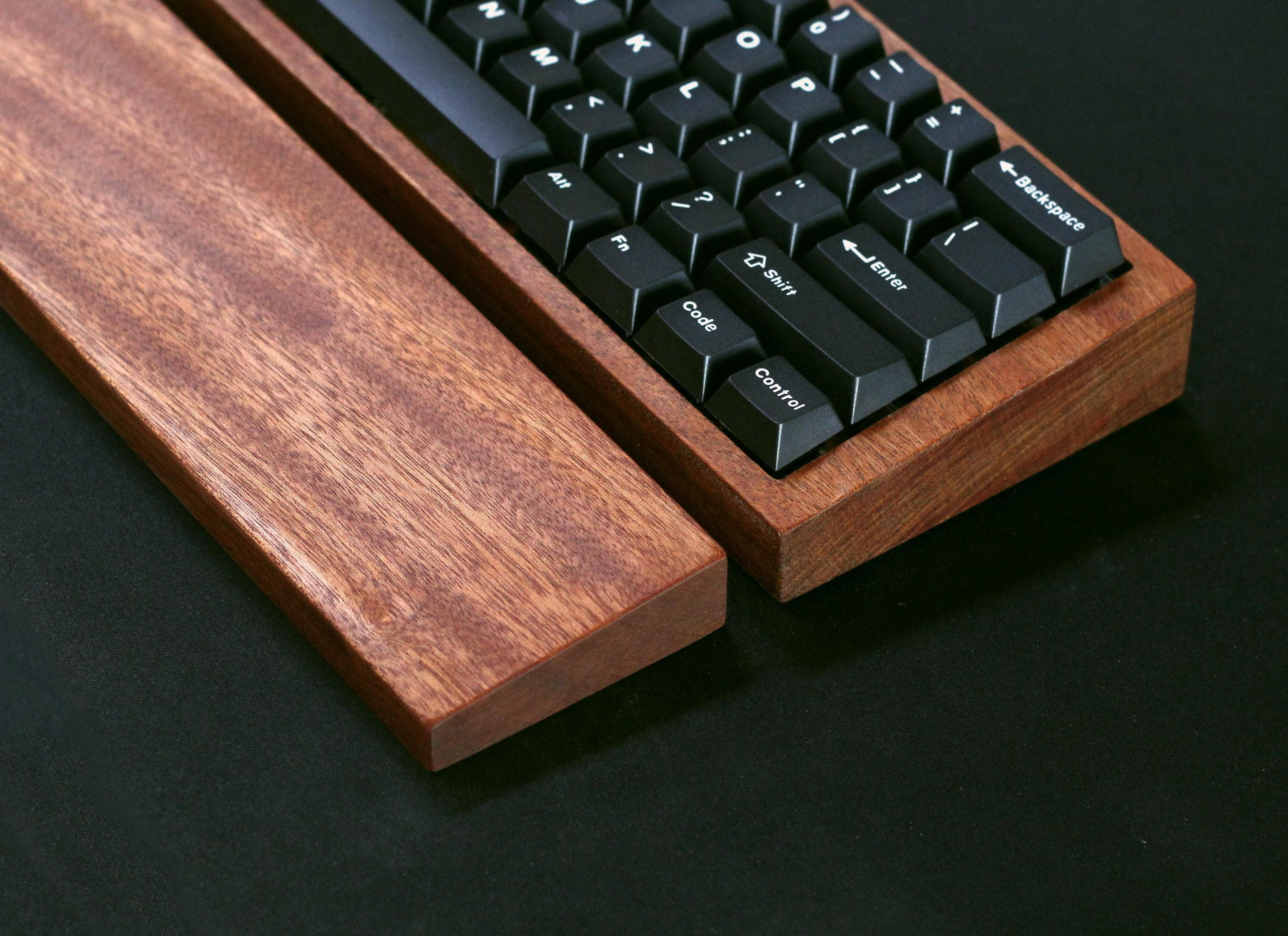 Prebuilt Mechanical Keyboard, Wooden Design with Customizable Keys, High-Quality Switches, for Gaming and Typing with Wrist Rest