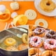 thumbnail image 2 of Paquete de 2 cortadores de rosquillas de plástico con alicates de inmersión, molde para rosquillas, herramienta para hornear rosquillas DIY, molde antiadherente para rosquillas, 2 of 5