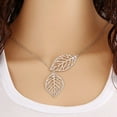 thumbnail image 4 of Zhuge Collar colgante, hecho a mano, estilo bosque simple y natural, borla de hoja de árbol doble de metal, collar corto versátil (oro), 4 of 4