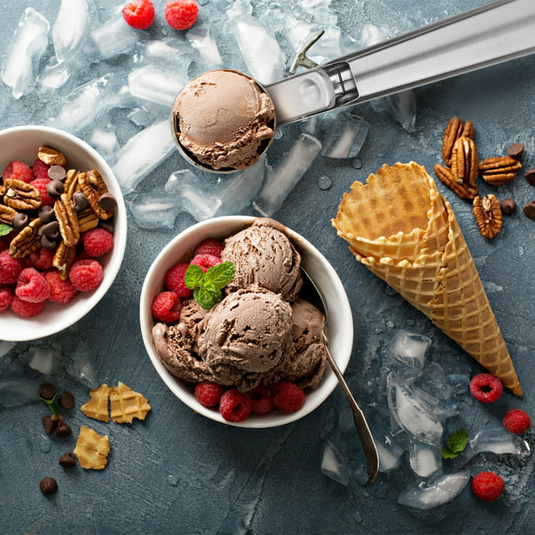 OXO SteeL Ice Cream Scoop Review 2023