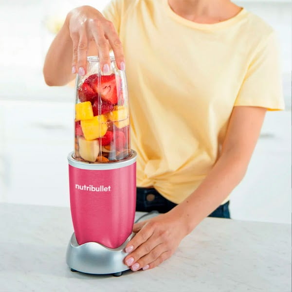 Licuadora Personal Nutribullet el original de 900 w Rosa Barbie