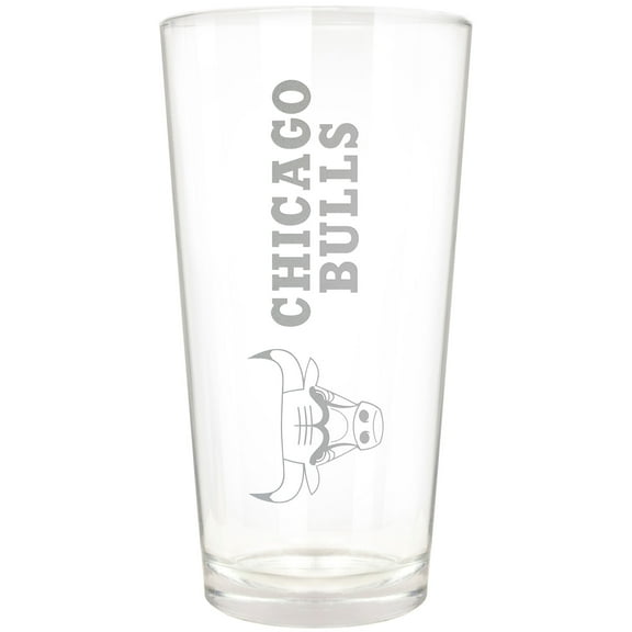 Chicago Bulls Etched 16oz. Vertical Rally Cry Pint Glass