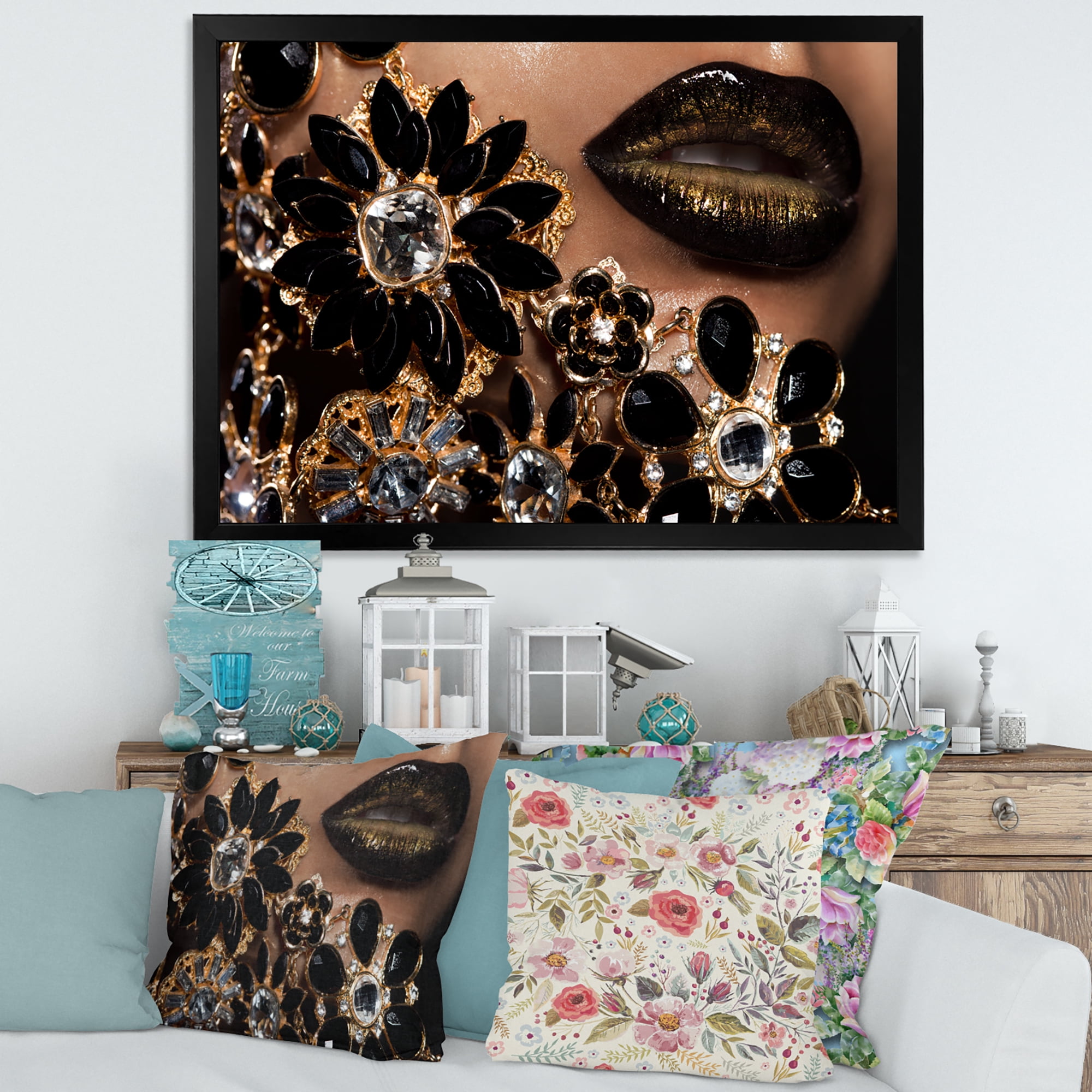 Designart 'Woman Lips With Golden Jewelry' Modern Framed Art Print