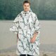 thumbnail image 1 of Camo Poncho Impermeable Viaje Lluvia Engranajes Lluvia Ponchos Canopy Estera a prueba de humedad JShteea El nuevo, 1 of 9