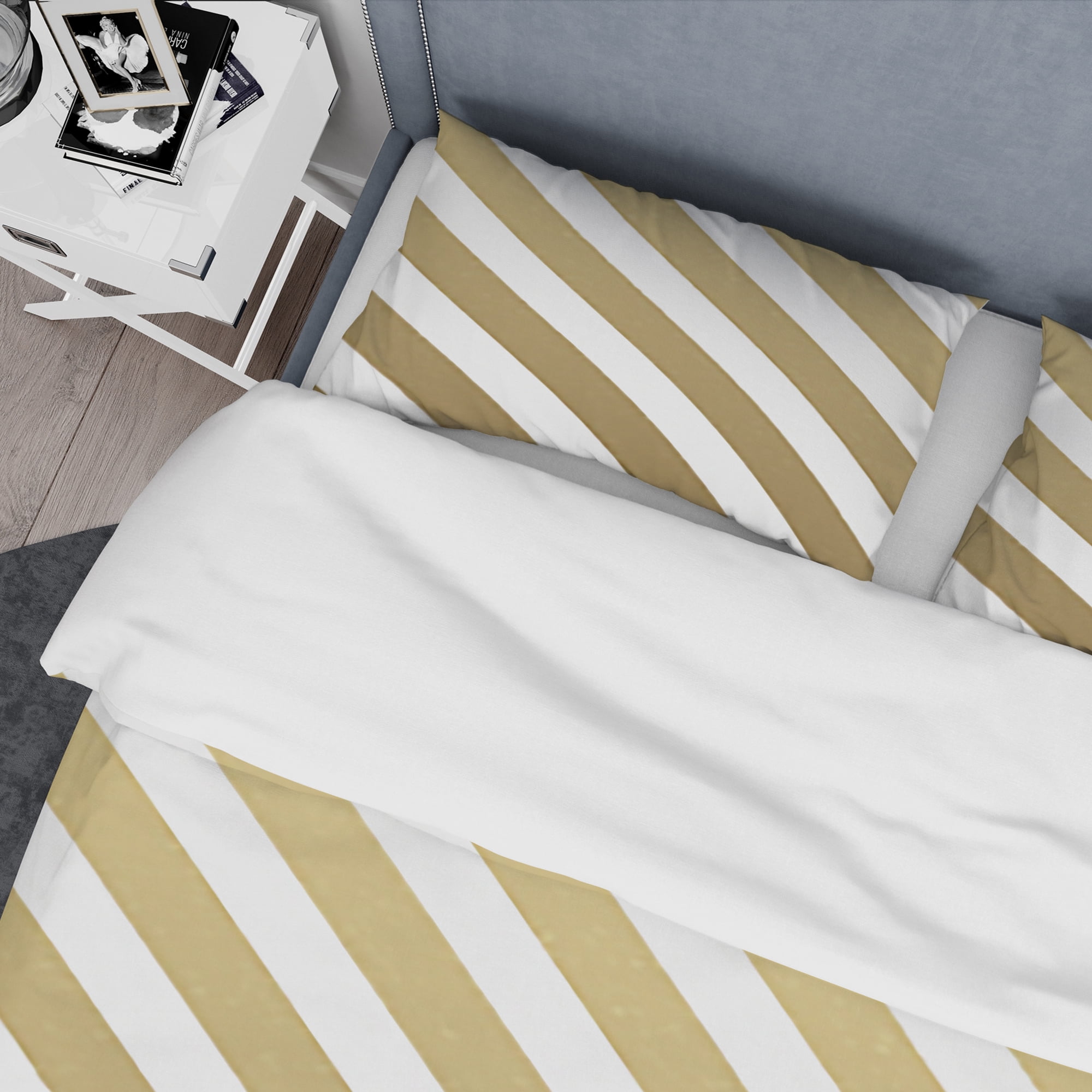 Designart 'Gold Diagonal' Mid-Century Modern Duvet Cover Set