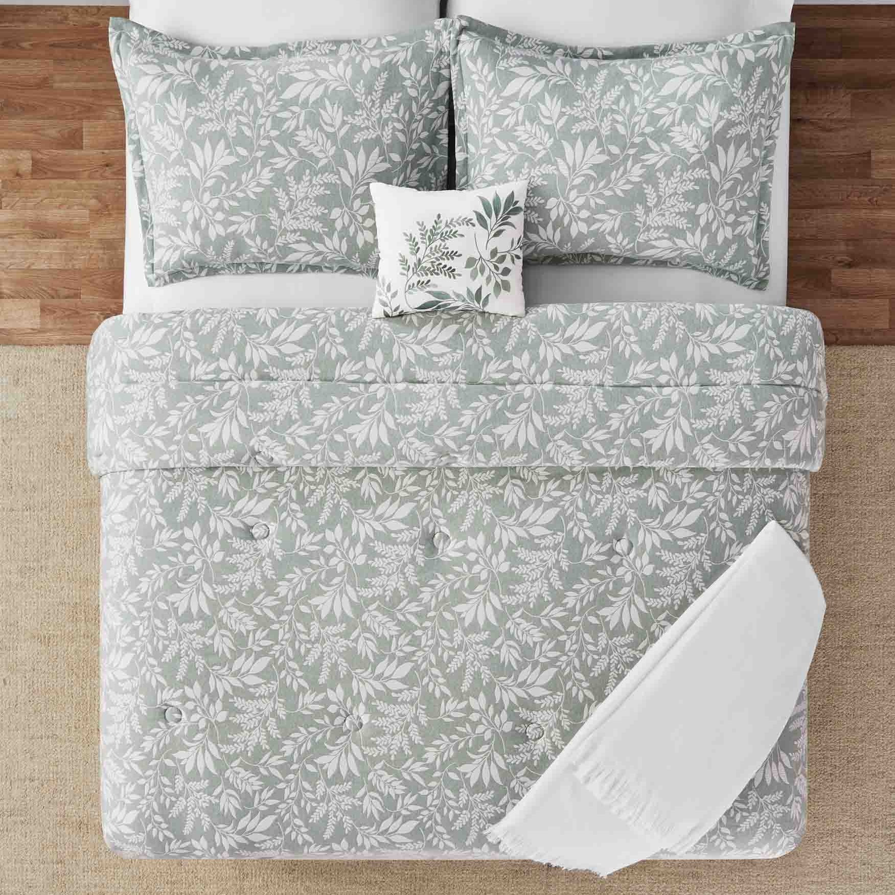 Mainstays 5-Piece Jacquard Comforter Set with Decor Pillow and Throw Sage Green Floral Bedding Set, King