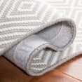 thumbnail image 5 of Safavieh SAFAVIEH Wilton WIL715D Hand-hooked Light Grey /Ivory Rug, 5 of 7