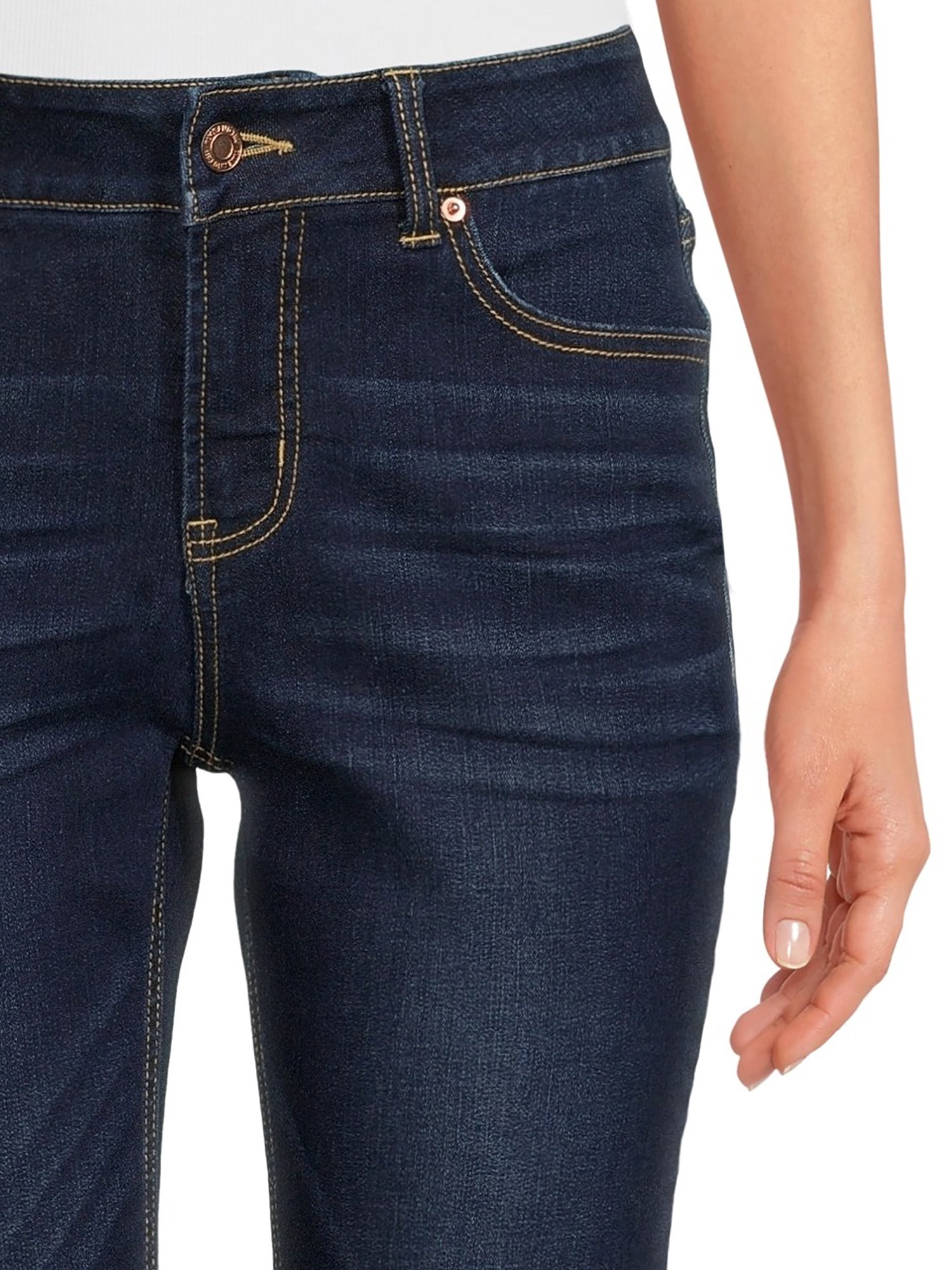 Time and Tru Women’s Mid Rise Straight Jeans, 29" Inseam for Regular, Sizes 2-18